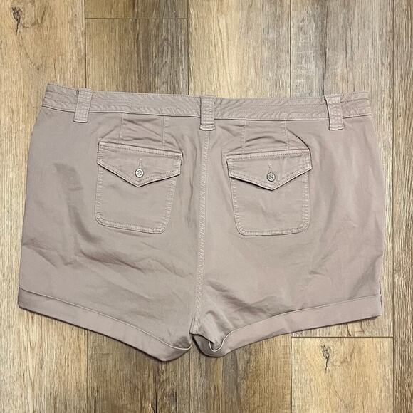 Torrid Cuffed Cargo Shorts Size 24 Military Stretch Twill Khaki Zip Button Front - Picture 4 of 6